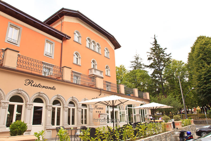 Albergo Roma Borgo Val di Taro Exterior foto