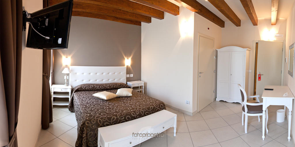 Albergo Roma Borgo Val di Taro Habitación foto
